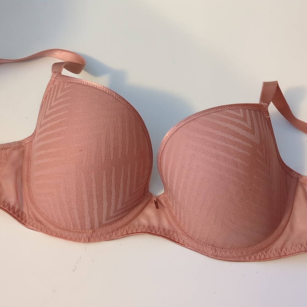 Freya Deco tailored 32E lined bra